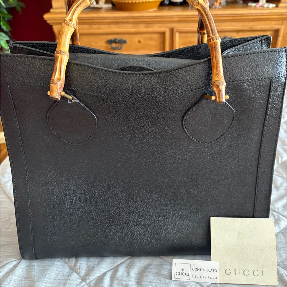Gucci handbag or shoulder bag